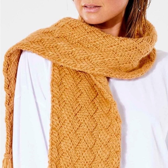 🔆RIP CURL🔆 SURF GYPSY POM POM BEANIE SURF GYPSY SCARF SET - Picture 10 of 12